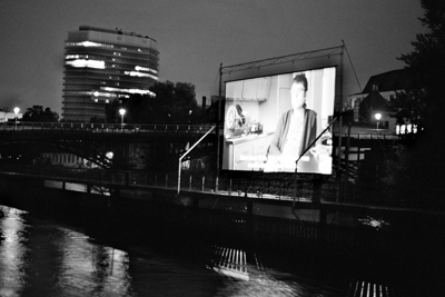 Filmfluss Leinwand Nacht